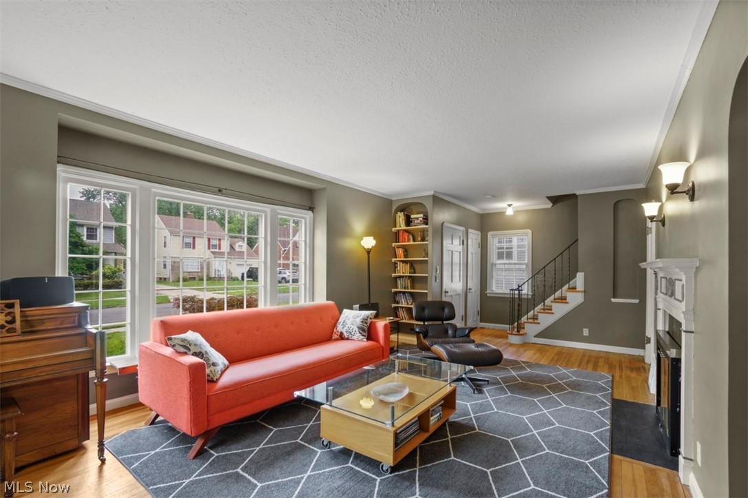 926 Beverly Road Cleveland Heights, OH 44121 - Photo 7 of 35 Gallery Image 7