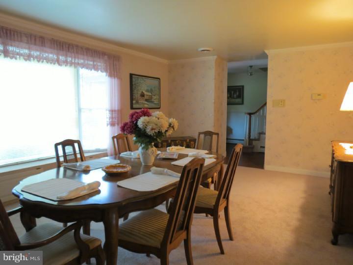 1219 South Rapps Dam Road Phoenixville, PA 19460 - Photo 4 of 22 Living Room