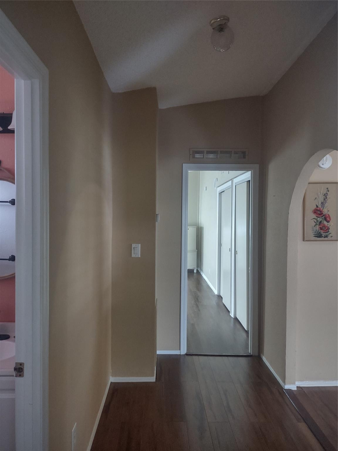 1576 Southwest 35th Circle Okeechobee, FL 34974 - Photo 22 of 42 a view of entryway with wooden floor