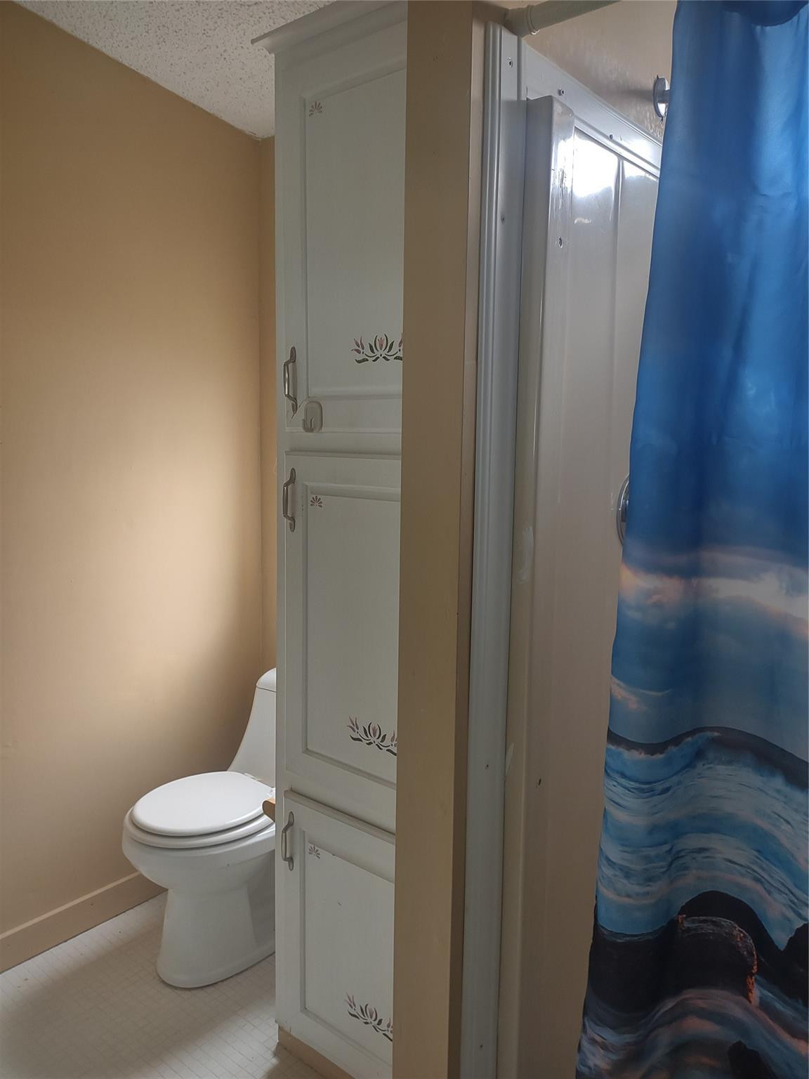 1576 Southwest 35th Circle Okeechobee, FL 34974 - Photo 27 of 42 a white toilet sitting next to a bathroom sink