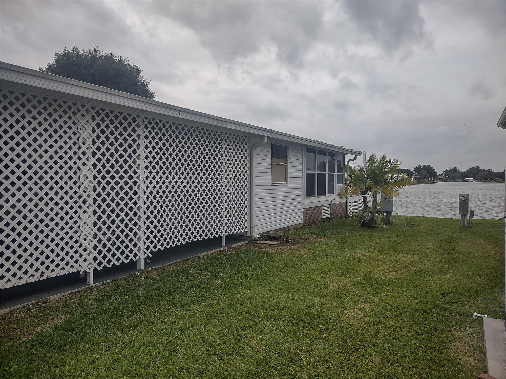 1576 Southwest 35th Circle Okeechobee, FL 34974 - Photo 8 of 42
