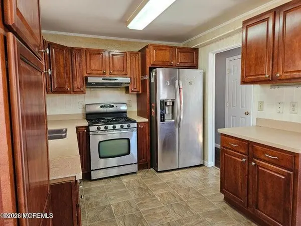 $525,000 | 23 Almond Drive, Toms River, NJ 08753