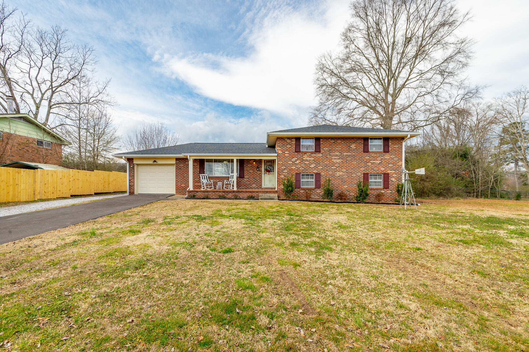 181 Sherry Drive Ringgold, GA 30736 - Photo 3 of 66 181 Sherry Drive HD-53