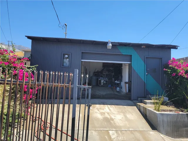 $795,000 | 9939 Commerce Avenue, Tujunga, CA 91042