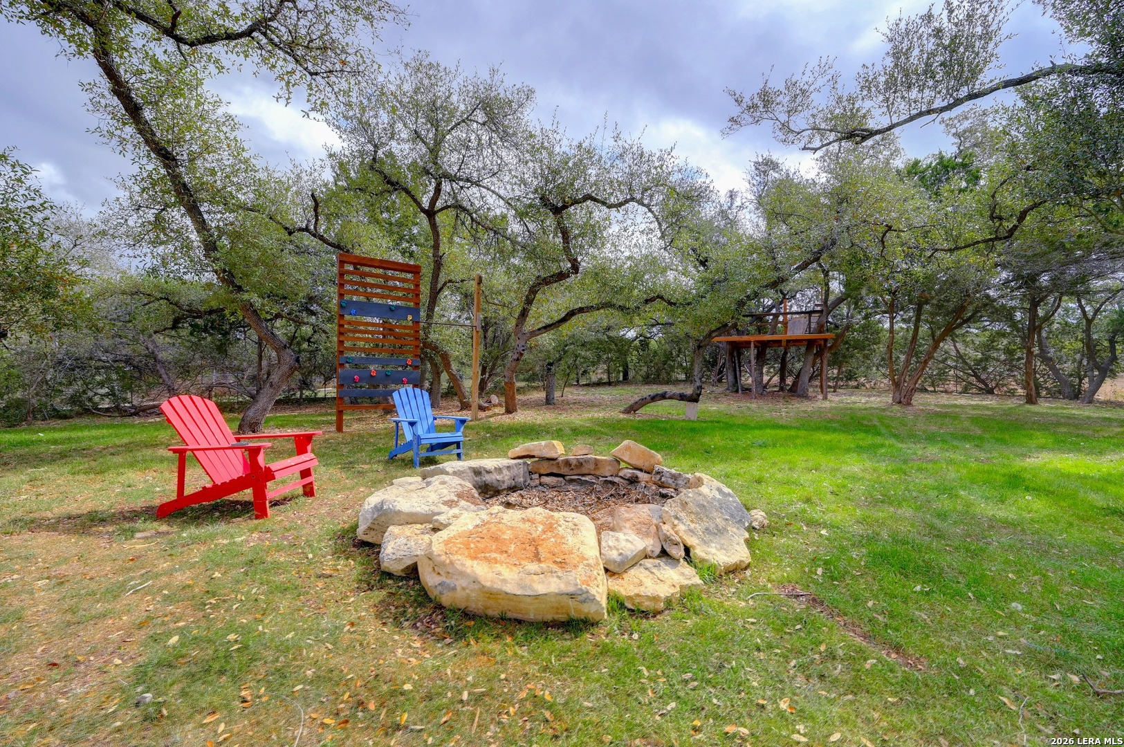 1134 Victoria Spring Branch, TX 78070 - Photo 20 of 28 an outdoor space with garden view