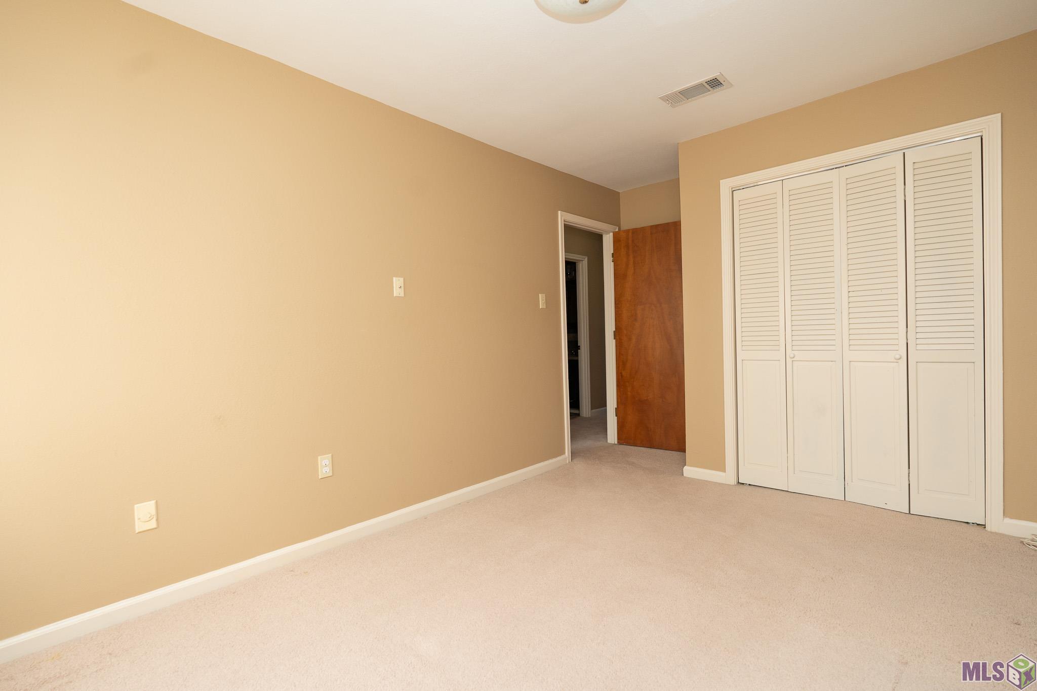 2434 Shadowbrook Drive Baton Rouge, LA 70816 - Photo 16 of 32 Gallery Image 16