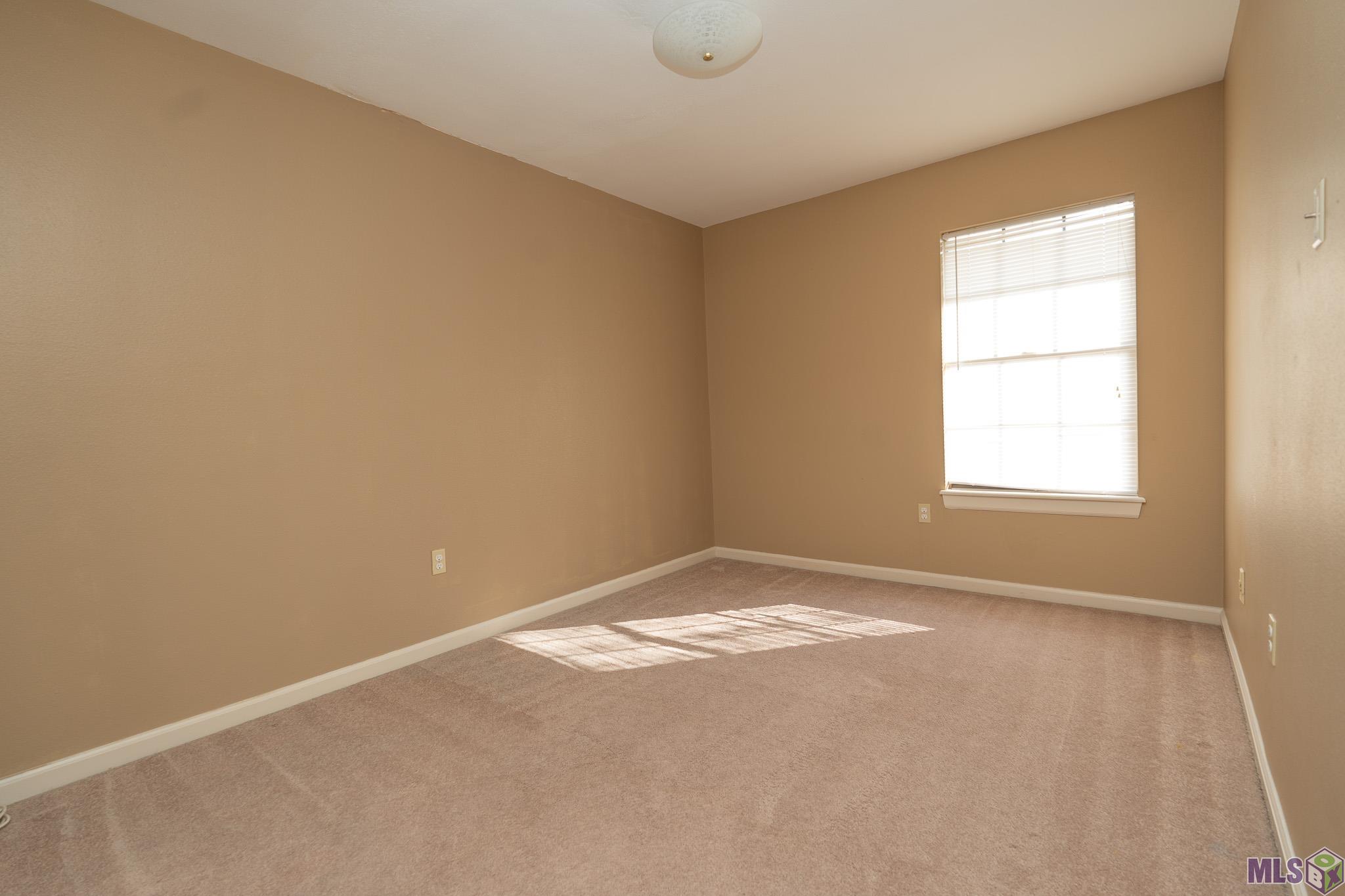 2434 Shadowbrook Drive Baton Rouge, LA 70816 - Photo 17 of 32 Gallery Image 17