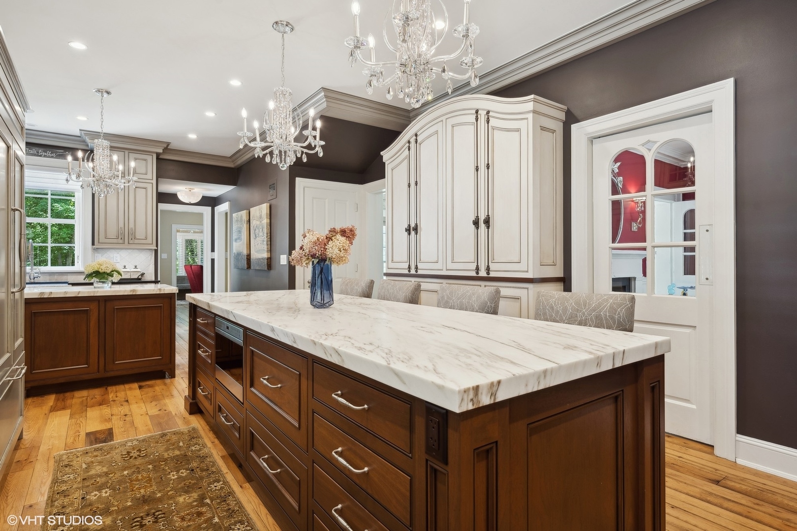 875 Country Club Road St. Charles, IL 60174 - Photo 32 of 96 a kitchen with a sink a counter space and appliances