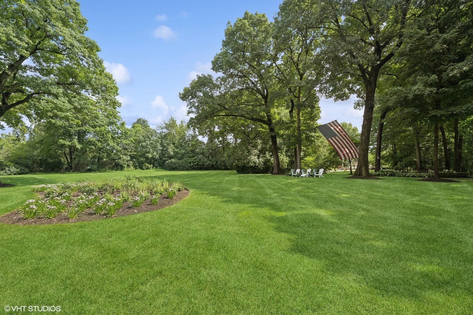 875 Country Club Road St. Charles, IL 60174 - Photo 5 of 96