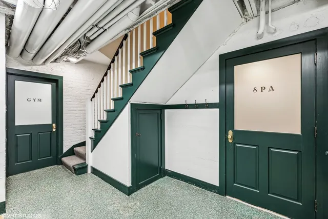 $5,995,000 | 875 Country Club Road, St. Charles, IL 60174