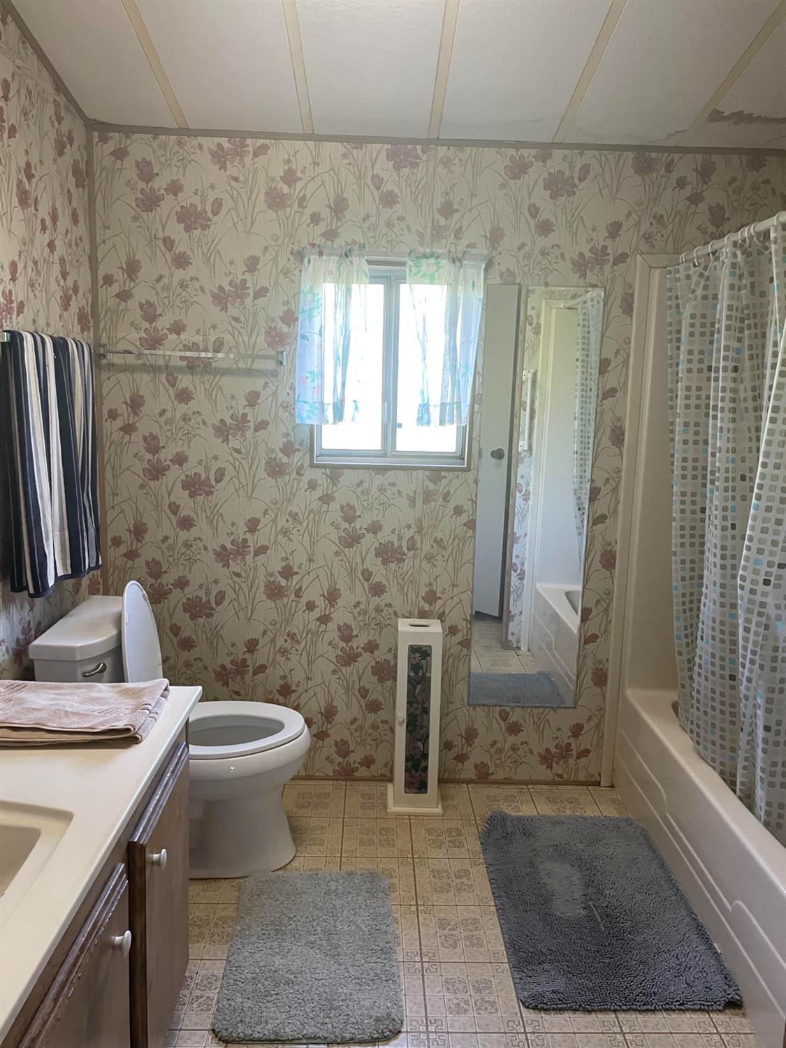 17576 Highway 120 Ripon, CA 95366 - Photo 15 of 26