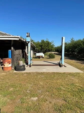 $699,000 | 17576 Highway 120, Ripon, CA 95366