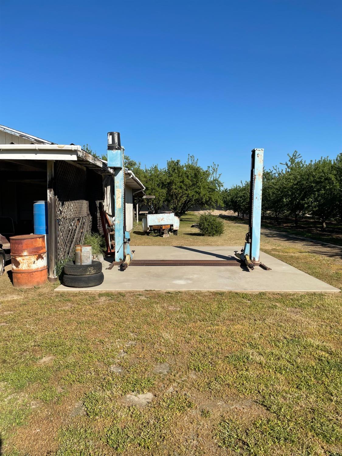 17576 Highway 120 Ripon, CA 95366 - Photo 24 of 26