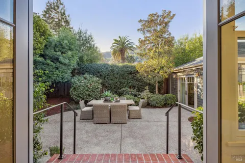 $3,250,000 | 75 Kensington Road, San Anselmo, CA 94960