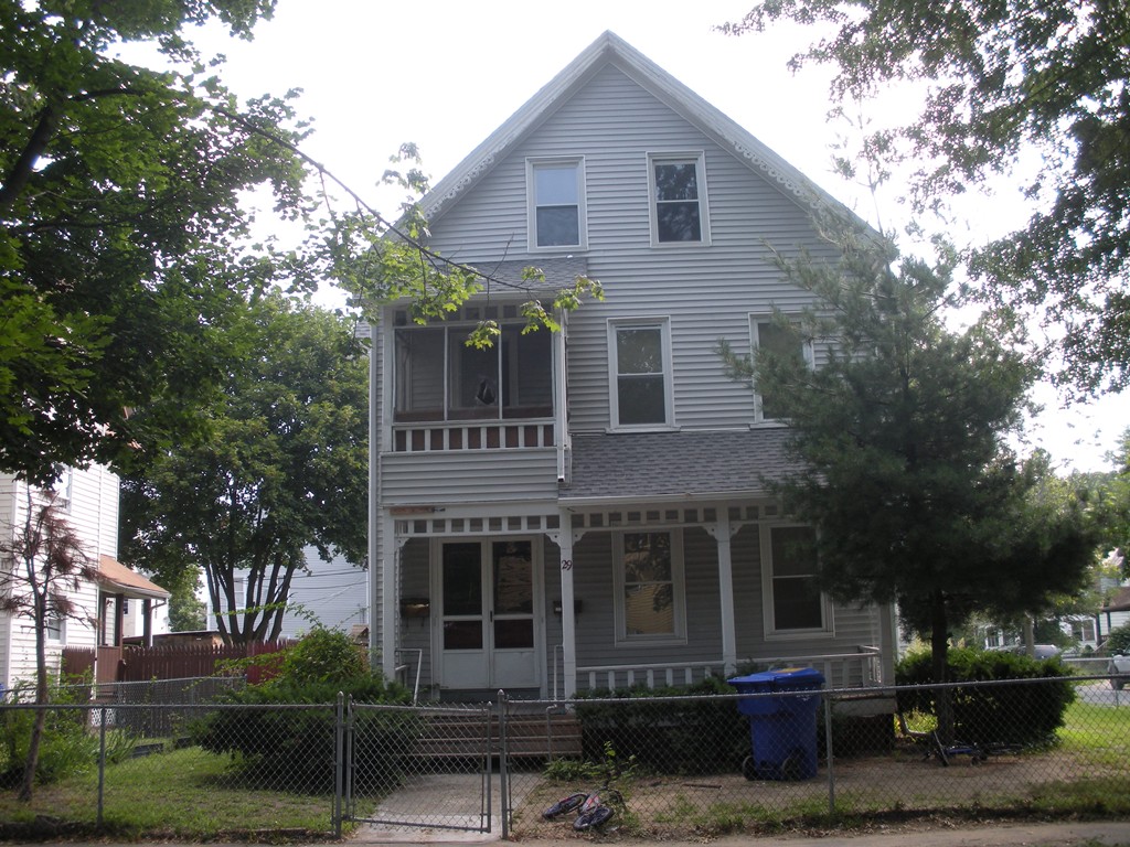 29 Prince Street Springfield, MA 01109 - Photo 3 of 7 Gallery Image 3