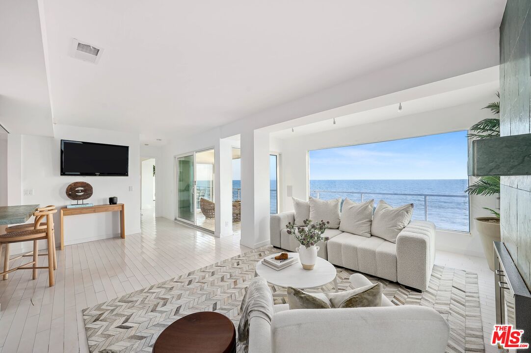 20140 Pacific Coast Highway Malibu, CA 90265 - Photo 15 of 27