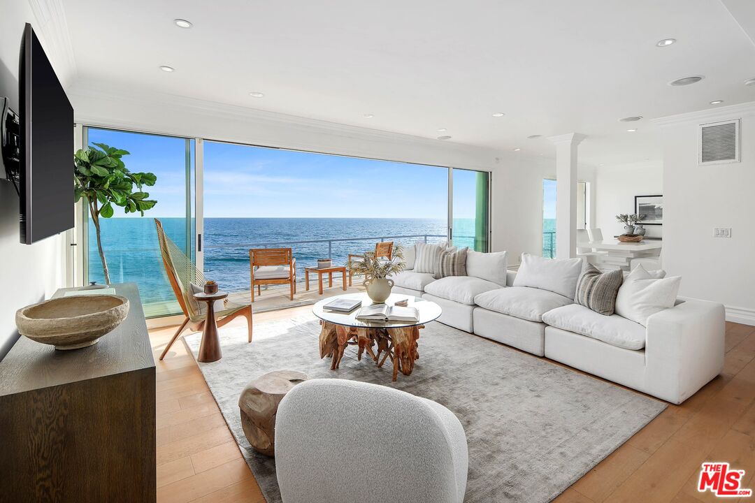 20140 Pacific Coast Highway Malibu, CA 90265 - Photo 2 of 27