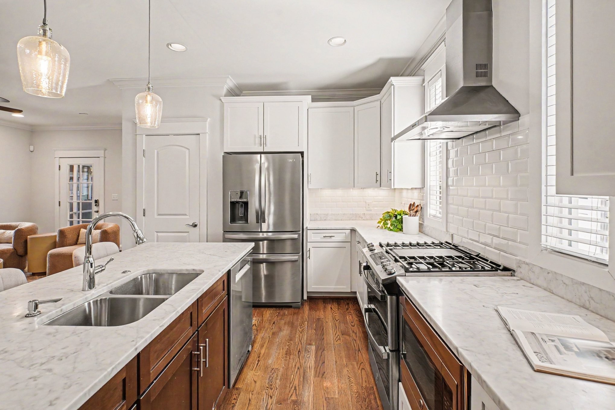 1815 A Shackleford Road Nashville, TN 37215 - Photo 9 of 39 a kitchen with stainless steel appliances granite countertop a sink stove and refrigerator