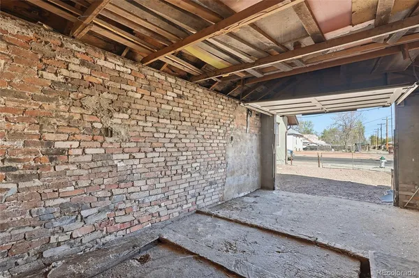 a view of a fireplace