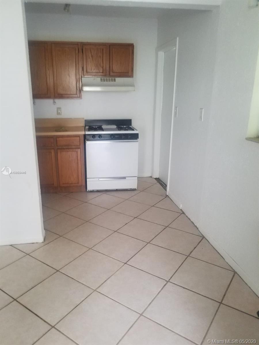 8918 Collins Avenue, Unit 3 Surfside, FL 33154 - Photo 5 of 7