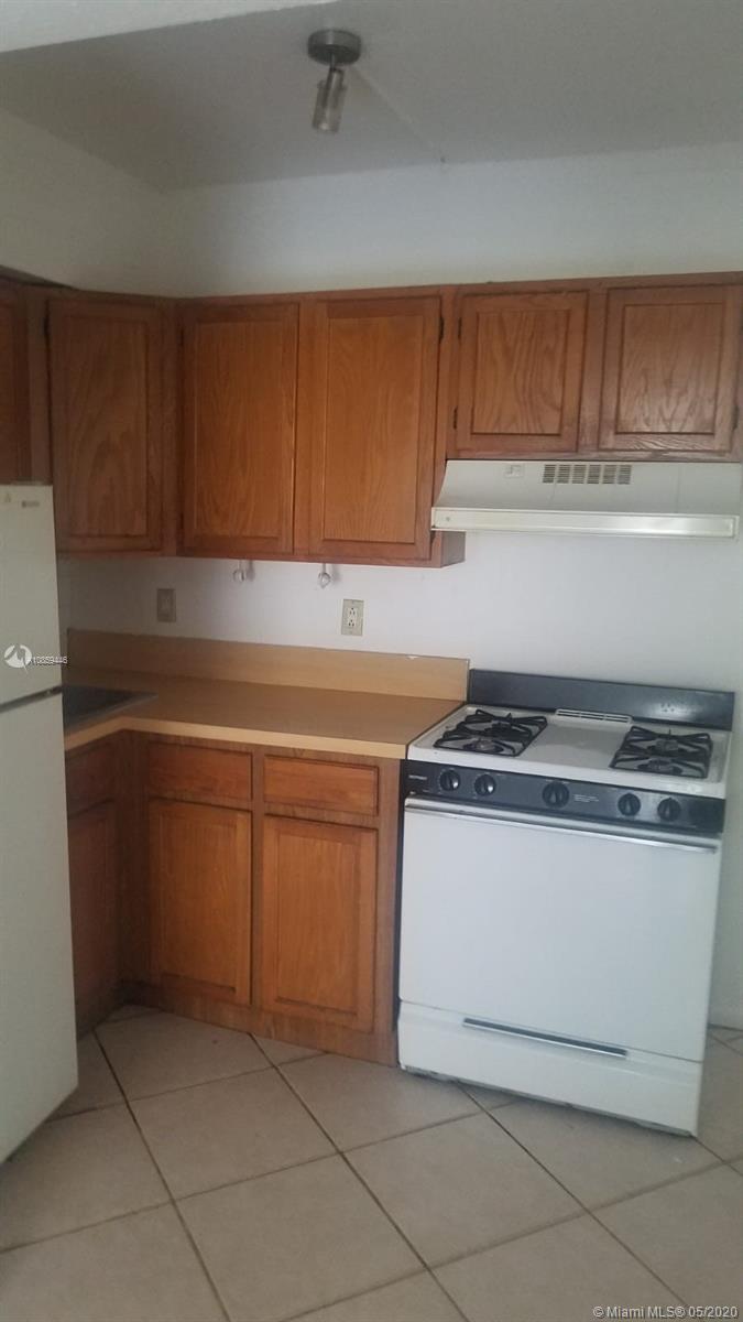 8918 Collins Avenue, Unit 3 Surfside, FL 33154 - Photo 7 of 7