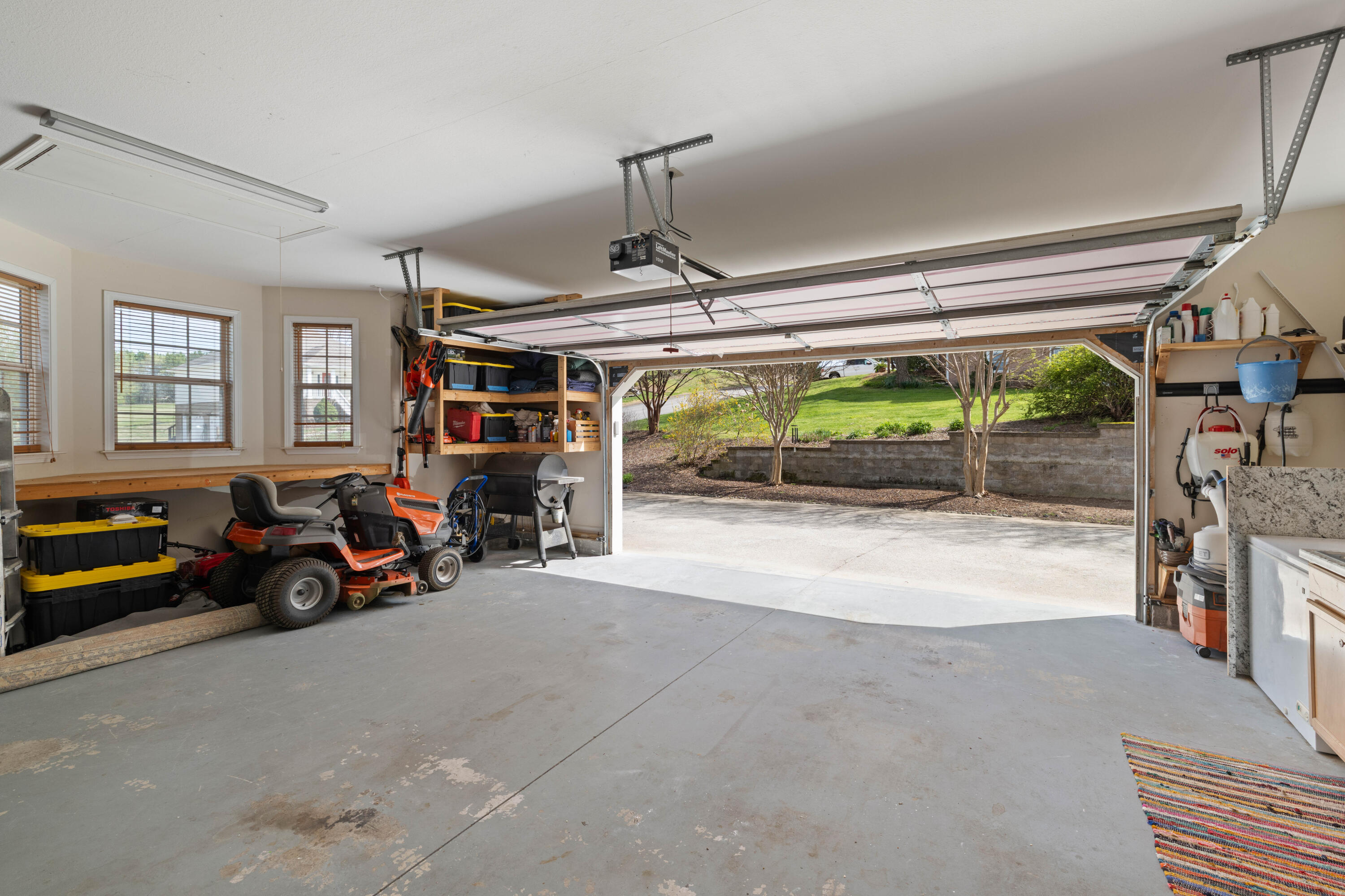 124 Falcons View Drive Ringgold, GA 30736 - Photo 8 of 64 Garage Attached