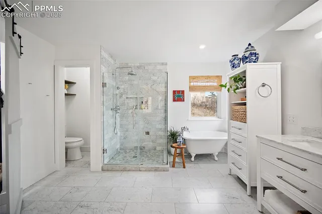 $1,250,000 | 2855 Halleys Court, Colorado Springs, CO 80906