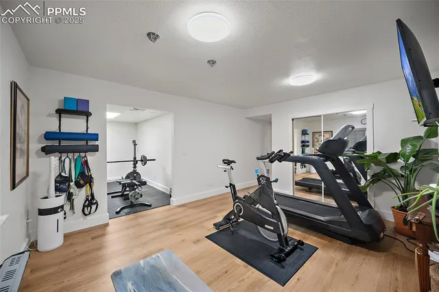 $1,250,000 | 2855 Halleys Court, Colorado Springs, CO 80906