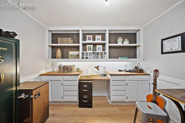 $1,250,000 | 2855 Halleys Court, Colorado Springs, CO 80906