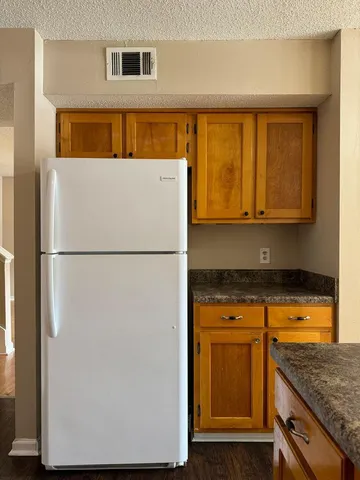 $1,650 | 1620 Hickory Place, Chattanooga, TN 37404