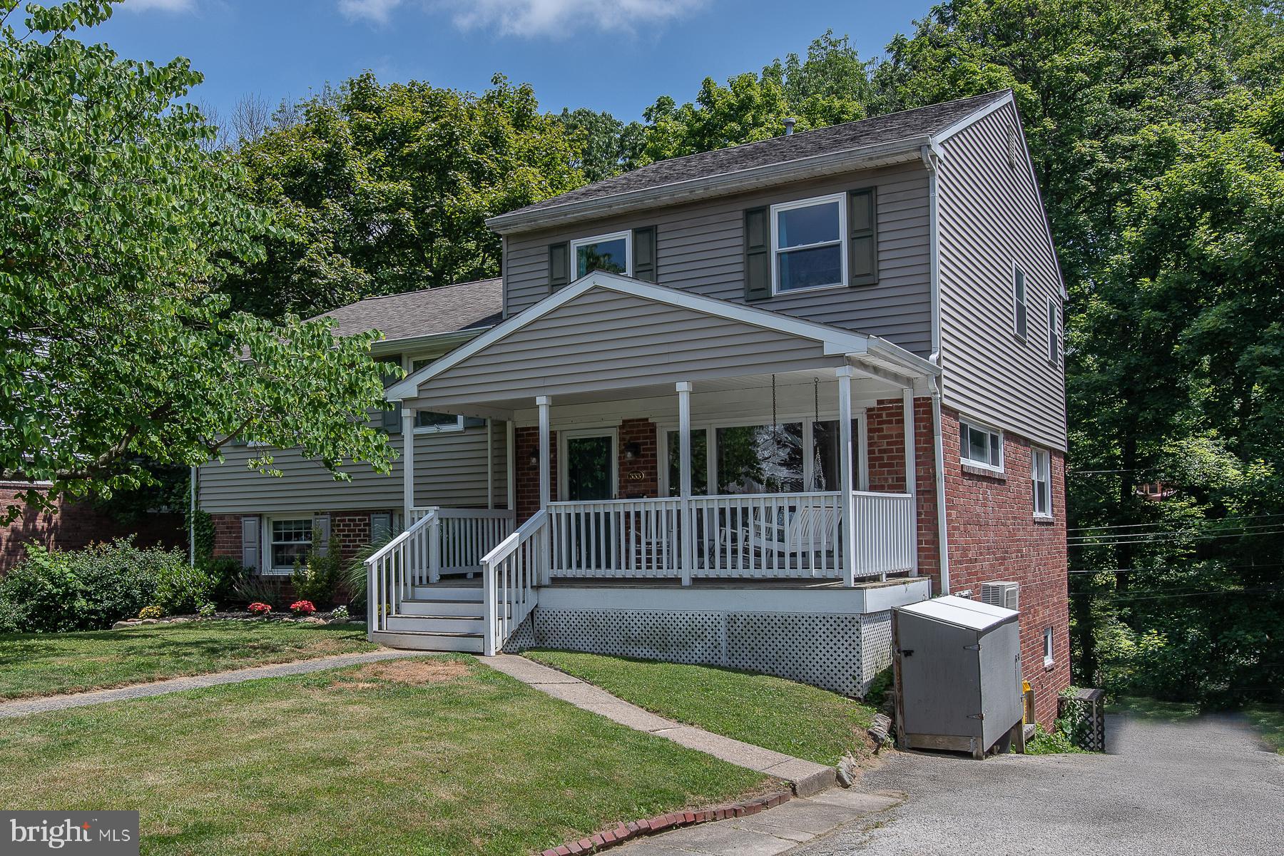 333 Lester Road Springfield, PA 19064 - Photo 3 of 37