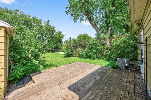 $299,900 | 16612 Minnetonka Boulevard, Minnetonka, MN 55391