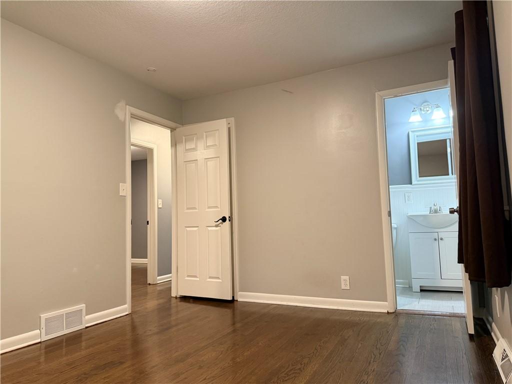 8811 East 84 Street Raytown, MO 64138 - Photo 12 of 21