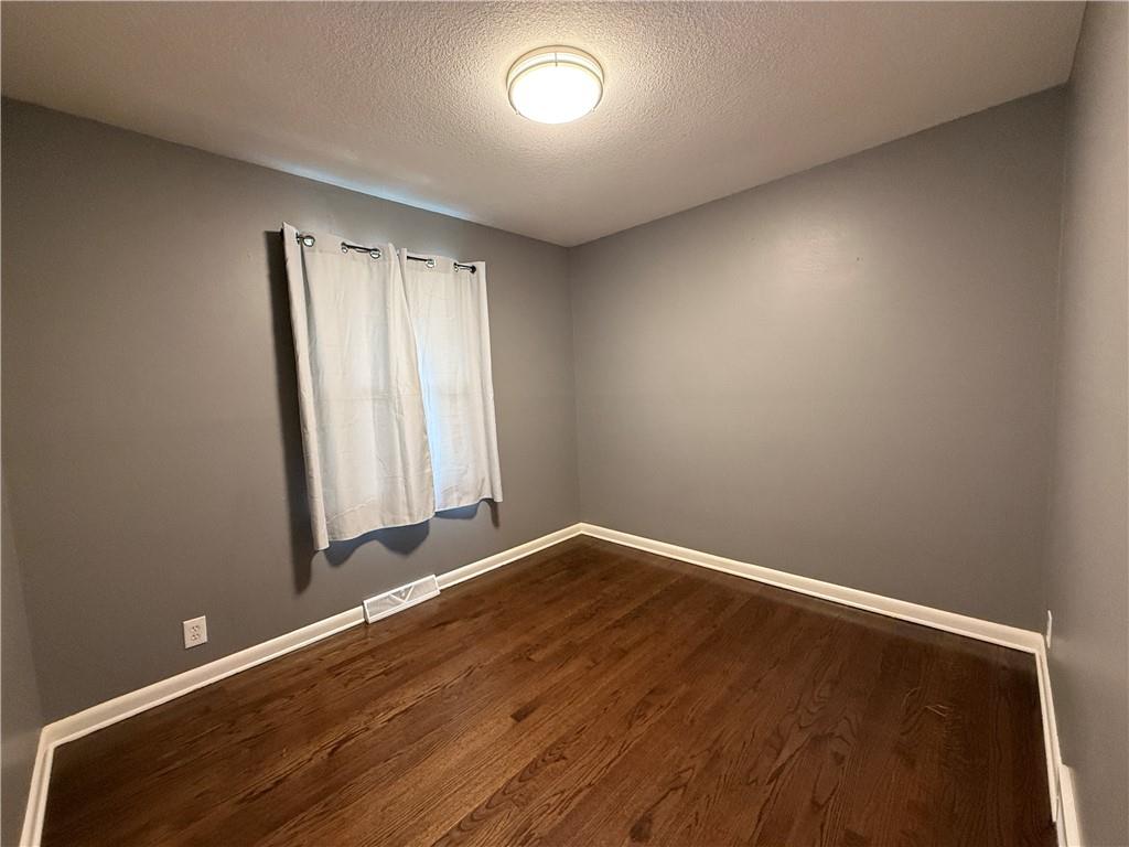 8811 East 84 Street Raytown, MO 64138 - Photo 14 of 21