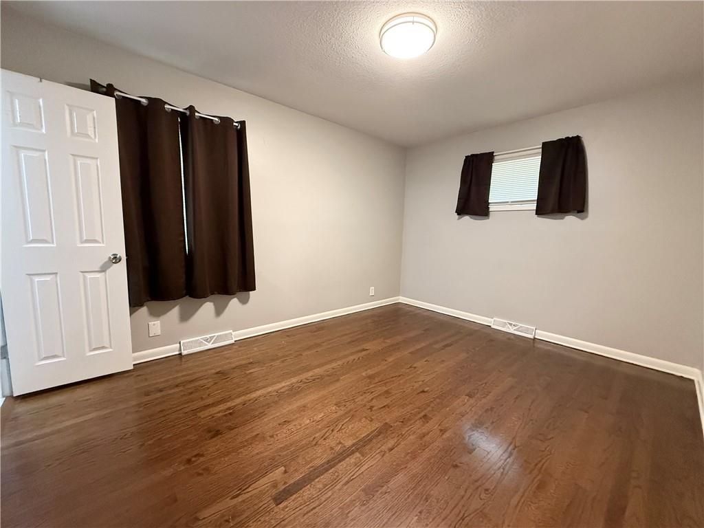 8811 East 84 Street Raytown, MO 64138 - Photo 10 of 21