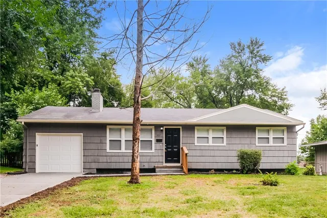 $1,630 | 707 Mulberry Street, Belton, MO 64012