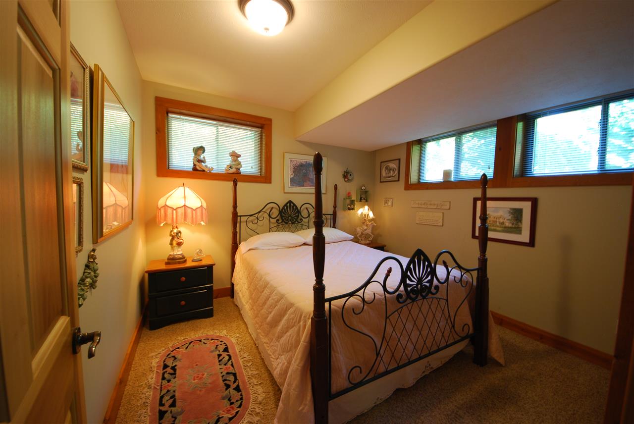 2527 Tonawanda Road Grawn, MI 49637 - Photo 55 of 61 1821385-54.JPG