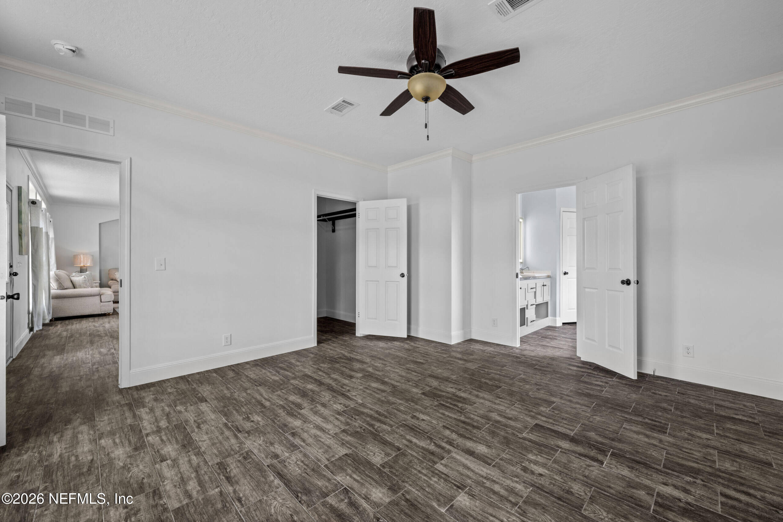 1065 Northeast 1065 County Road Lawtey, FL 32058 - Photo 10 of 15 Hilton-owner's suite(2)