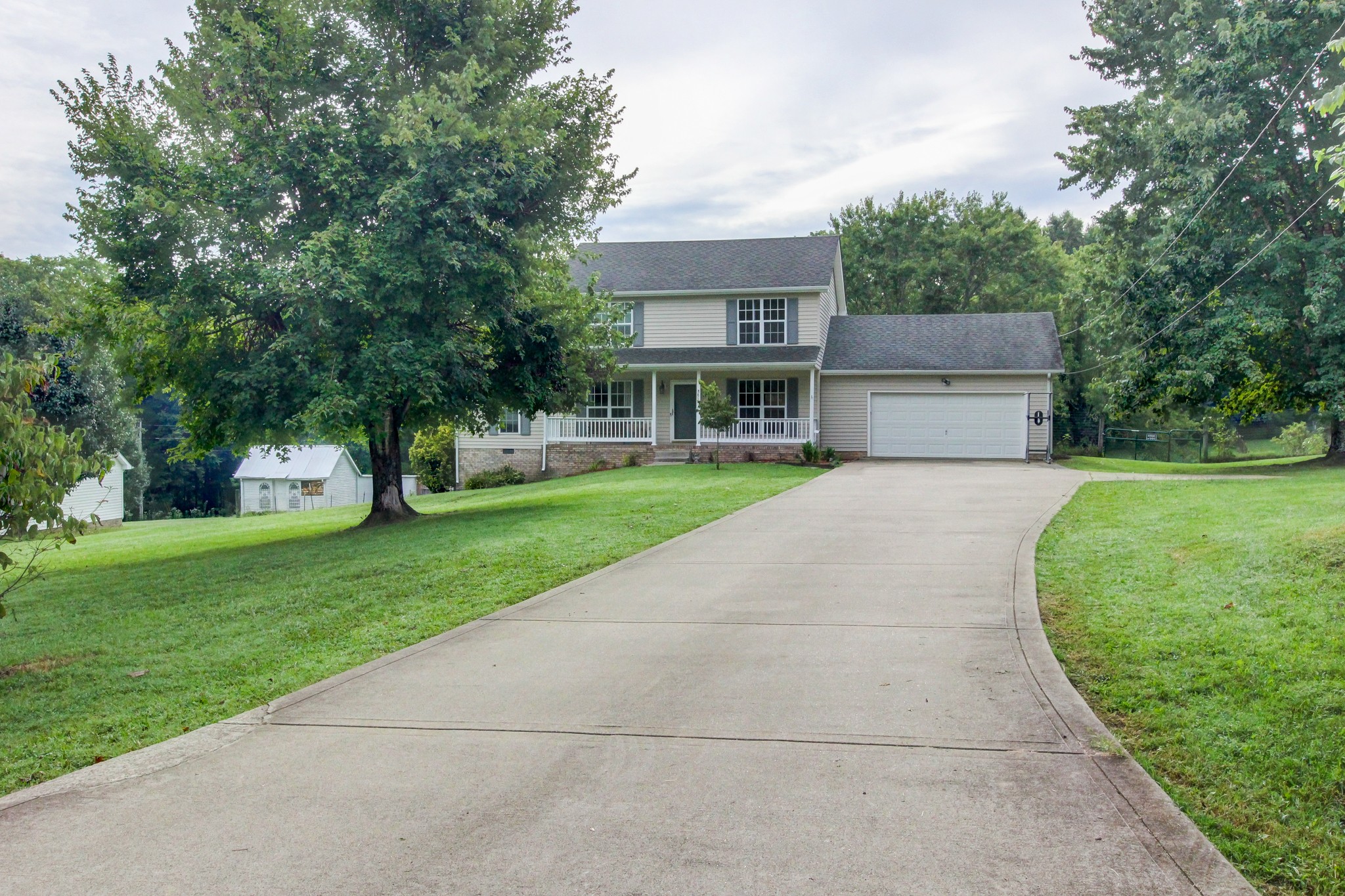 885 Gip Manning Road Clarksville, TN 37042 - Photo 1 of 39 Gallery Image 1