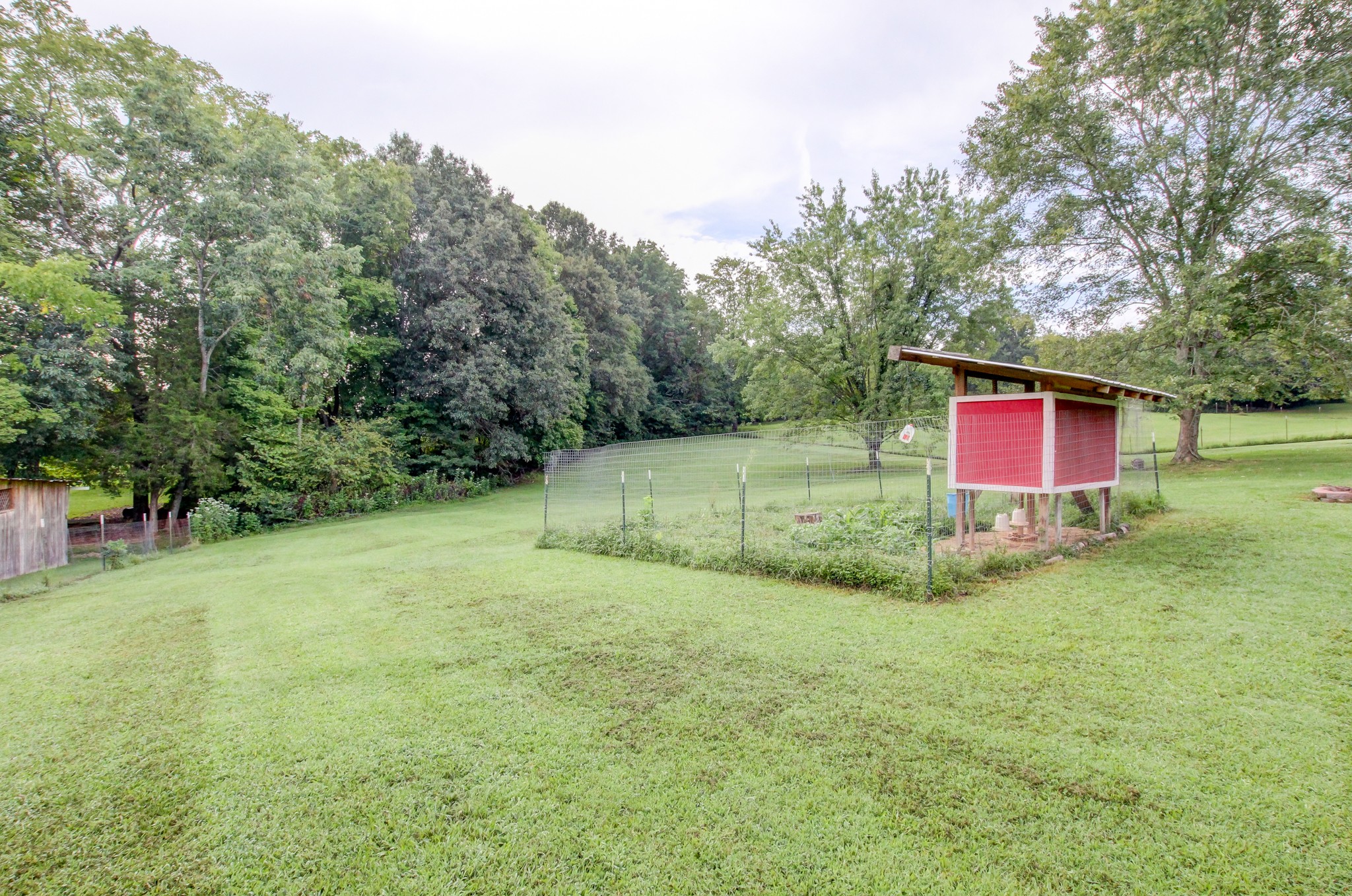 885 Gip Manning Road Clarksville, TN 37042 - Photo 9 of 39 Gallery Image 9