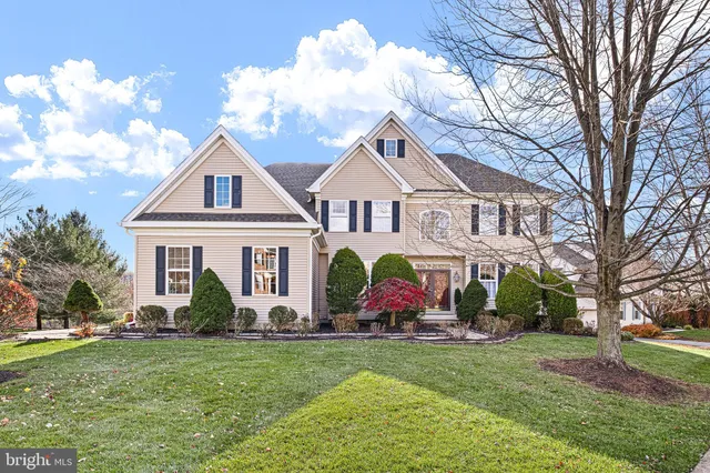 $769,900 | 171 Candlewyck Drive, Avondale, PA 19311