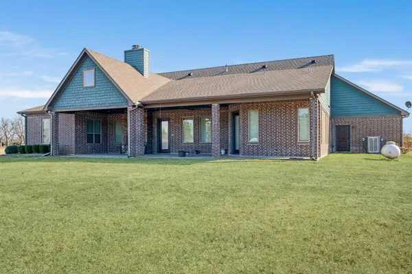$595,000 | 1325 Mt Olive Road, Reno, TX 75462