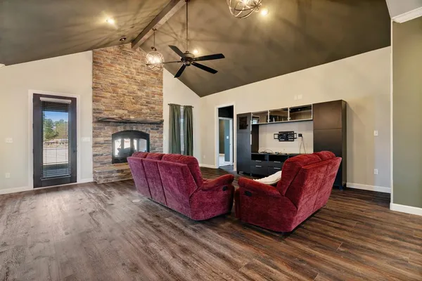 $595,000 | 1325 Mt Olive Road, Reno, TX 75462