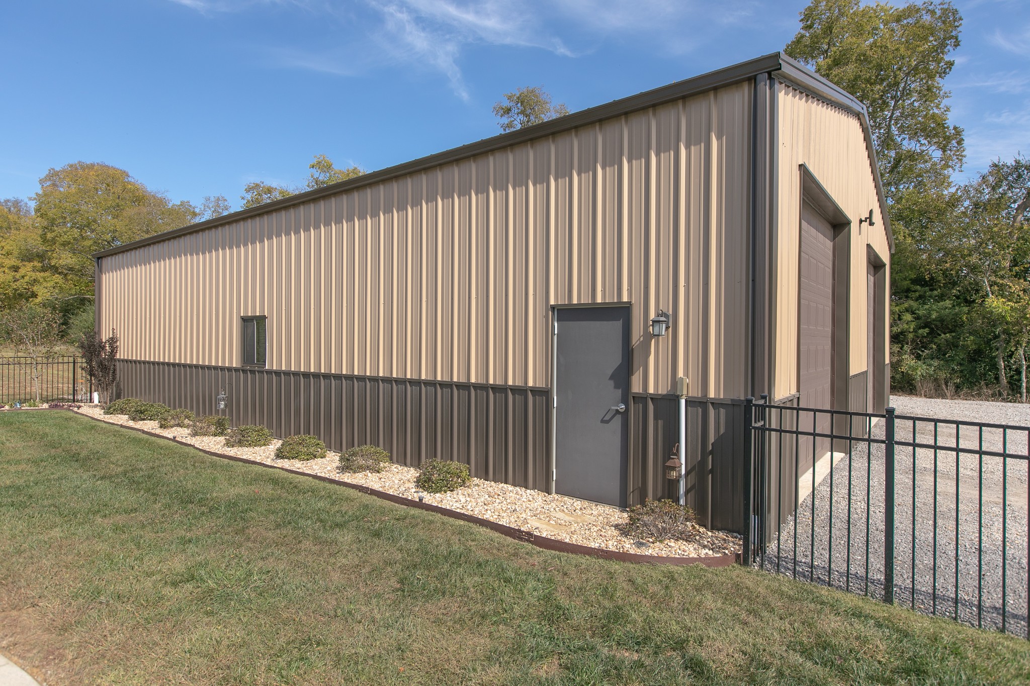 8478 Newtown Road Rockvale, TN 37153 - Photo 20 of 54 a view of a backyard