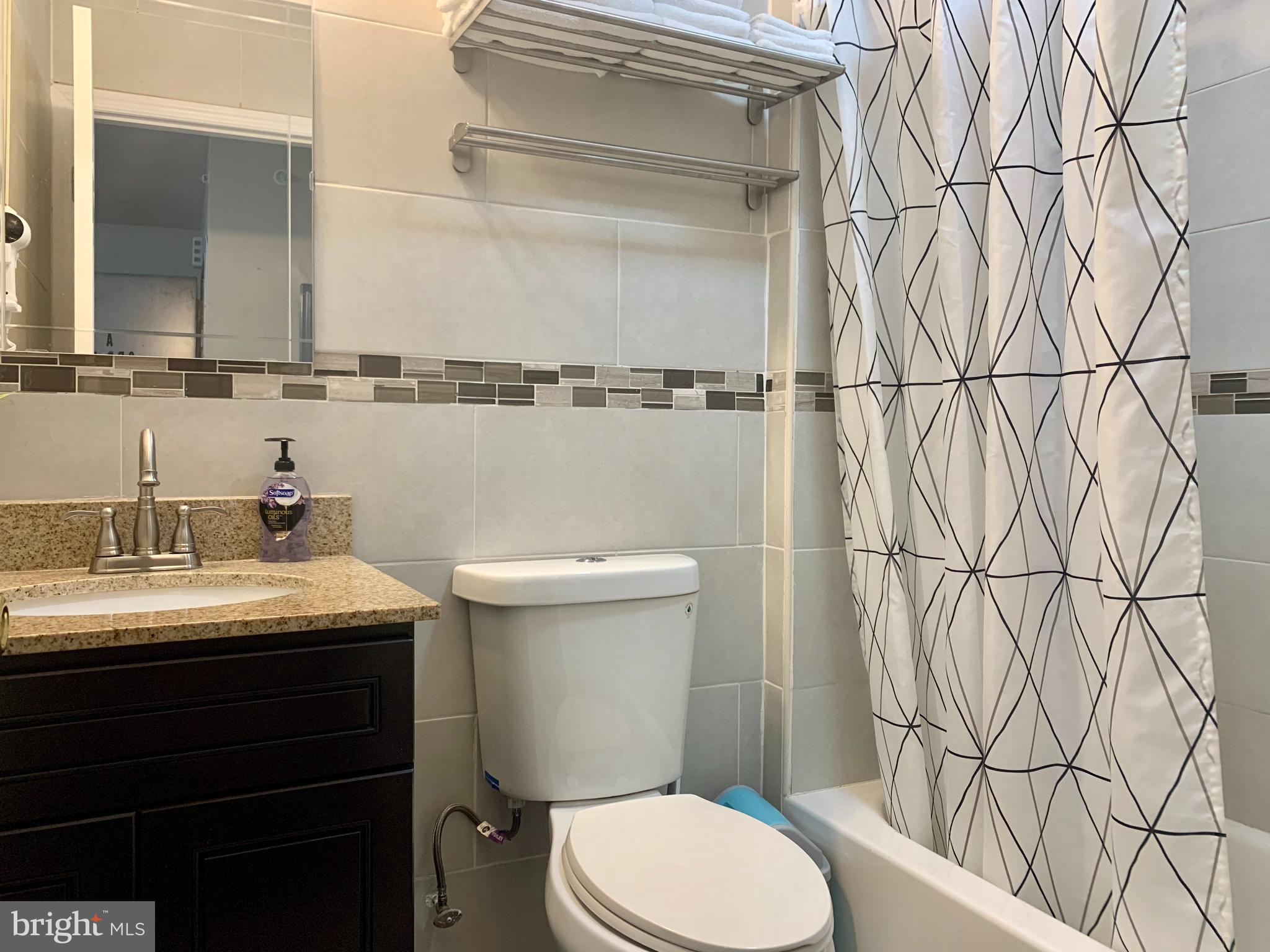 1211 Race Street, Unit 3R Philadelphia, PA 19107 - Photo 12 of 14