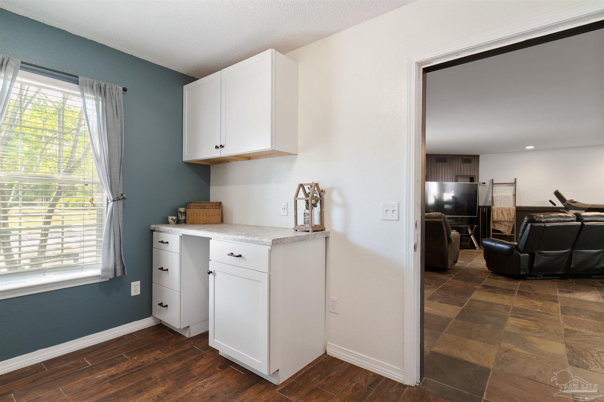 4624 Farm Life Road Milton, FL 32583 - Photo 17 of 50