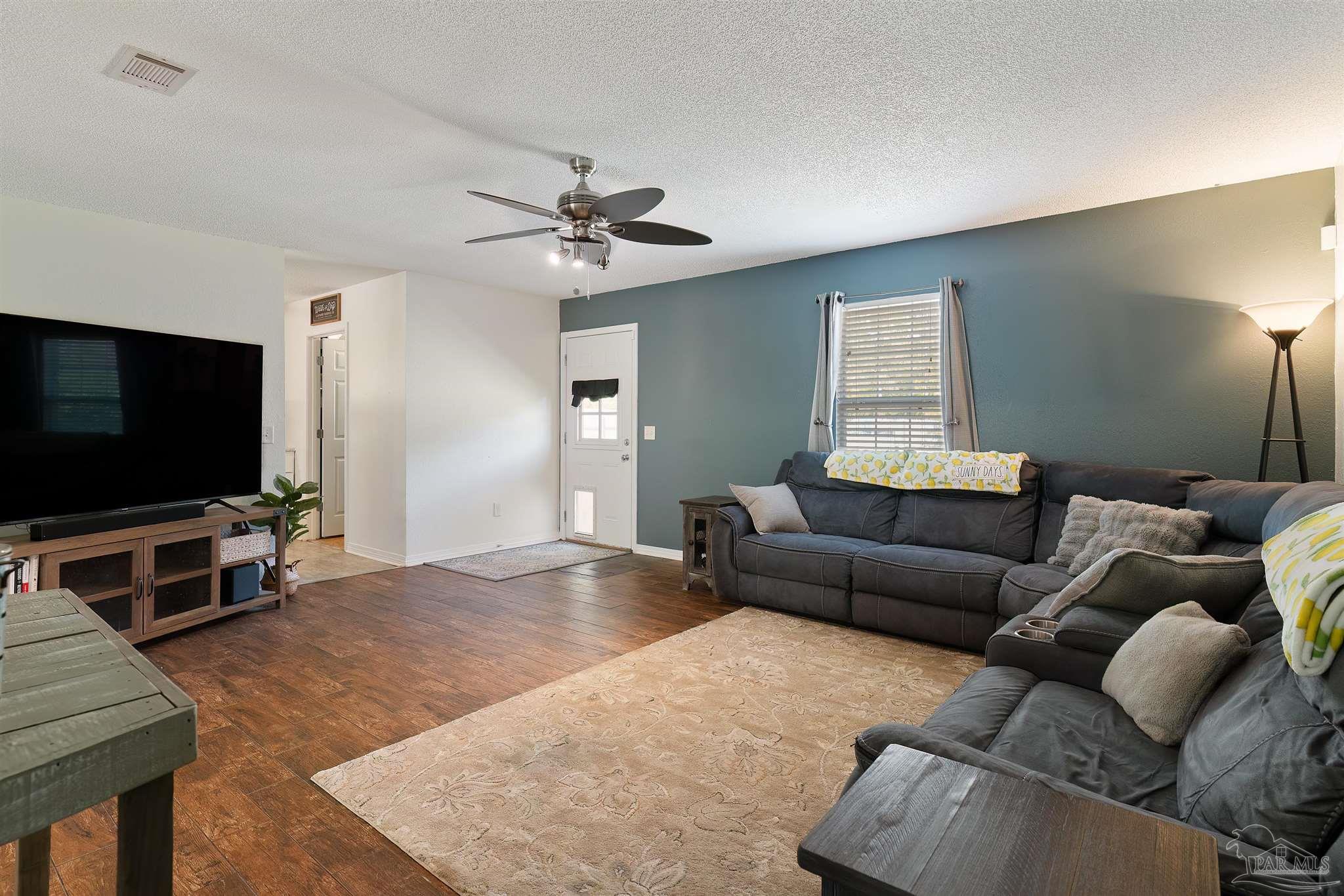 4624 Farm Life Road Milton, FL 32583 - Photo 6 of 50