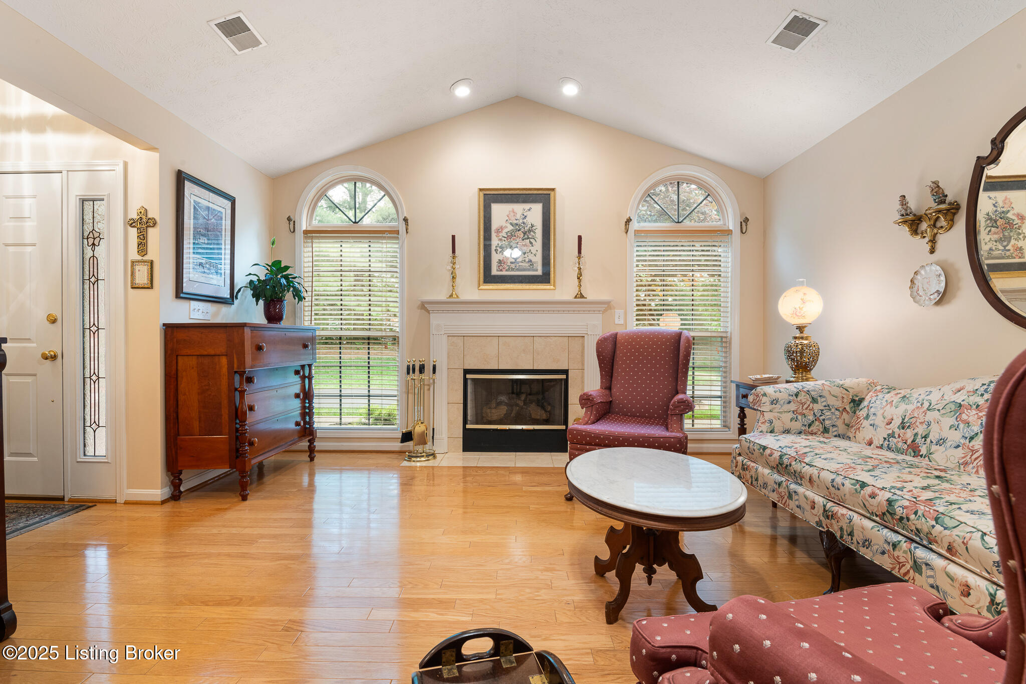 4112 Durham Ridge Road Louisville, KY 40299 - Photo 6 of 40 4112 Durham Ridge-7