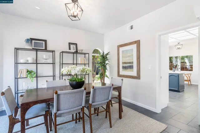 $1,725,000 | 5 Stuart Place, Danville, CA 94526