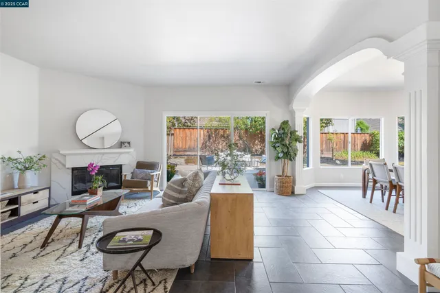 $1,725,000 | 5 Stuart Place, Danville, CA 94526